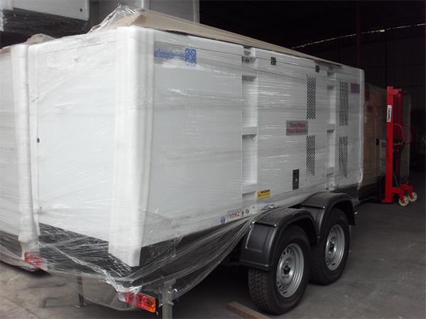 Máy Phát Điện Công Nghiệp Xe Rơ Moóc 15-500kVA