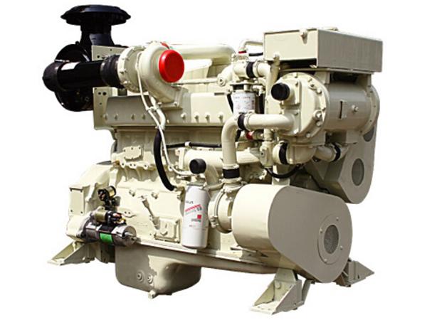 Động Cơ Đẩy Tàu Thủy Cummins